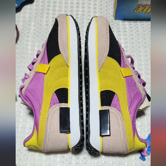 PUMA EUC JUNIOR SZ 5.5 RIDER SMILEWORLD SNEAKERS SHOES - Picture 7 of 9